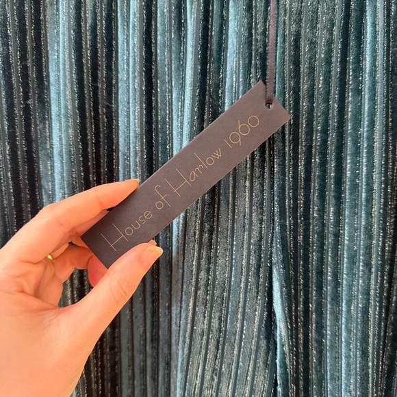 House of Harlow NWT Emerald Green Velvet Pants - Picture 2 of 6